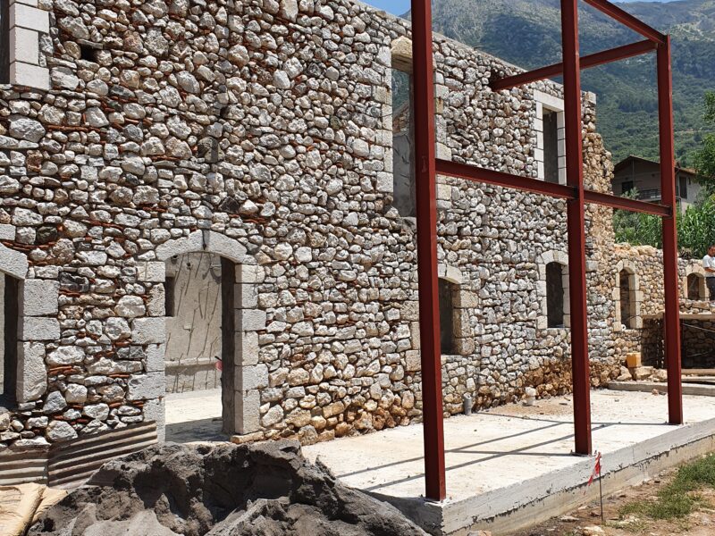 Υποστήλωμα 2